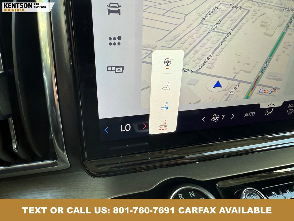 Used 2025 Ford Expedition Platinum image 28