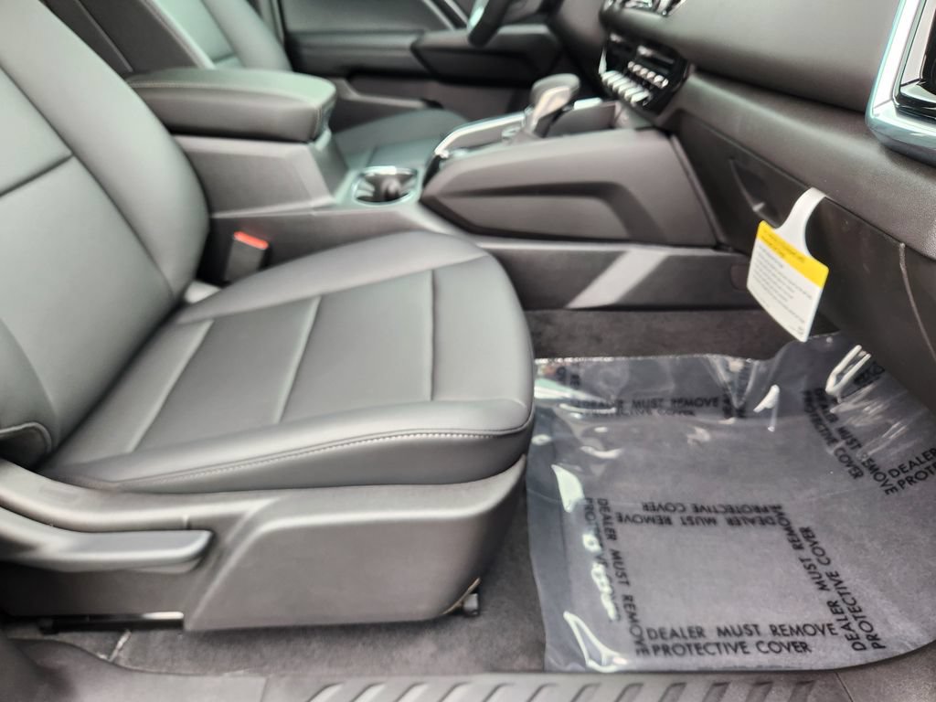 New 2026 GMC Canyon Elevation w/ Convenience Package AWD/4WD image 16