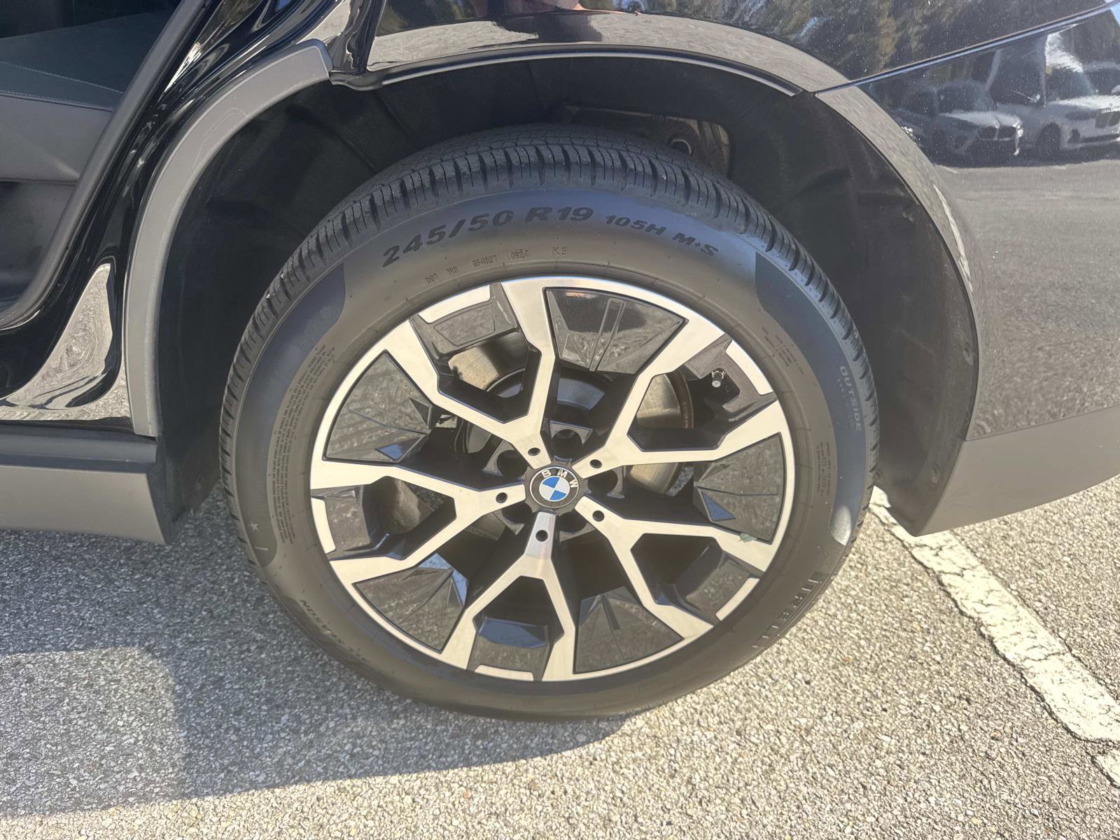 Used 2025 BMW X3 xDrive30i w/ Premium Package image 11