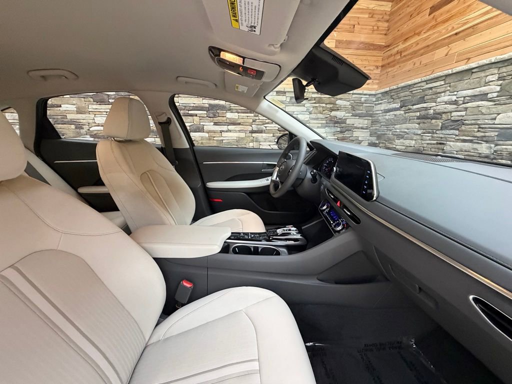 Used 2023 Hyundai Sonata SEL image 14