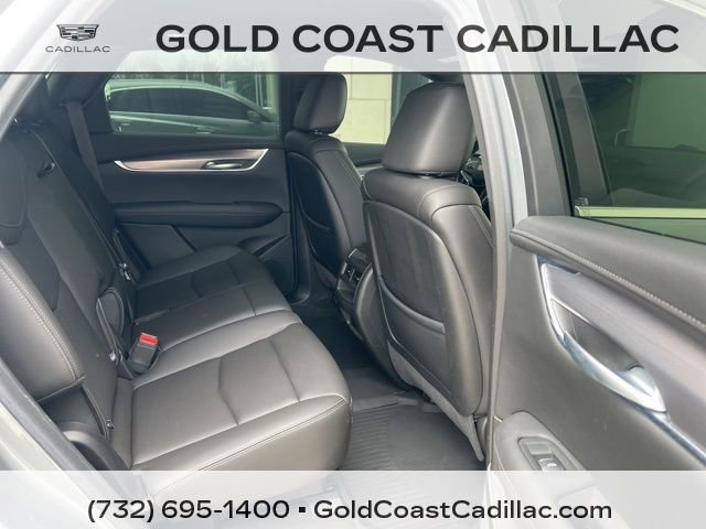 Certified 2024 Cadillac XT5 Luxury w/ LPO, Floor Liner Package image 8