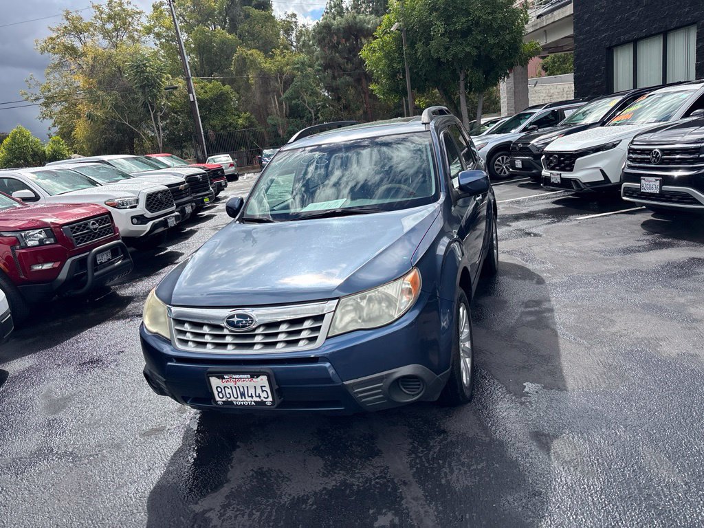 Used 2013 Subaru Forester 2.5X Premium w/ All-Weather Pkg AWD/4WD image 12