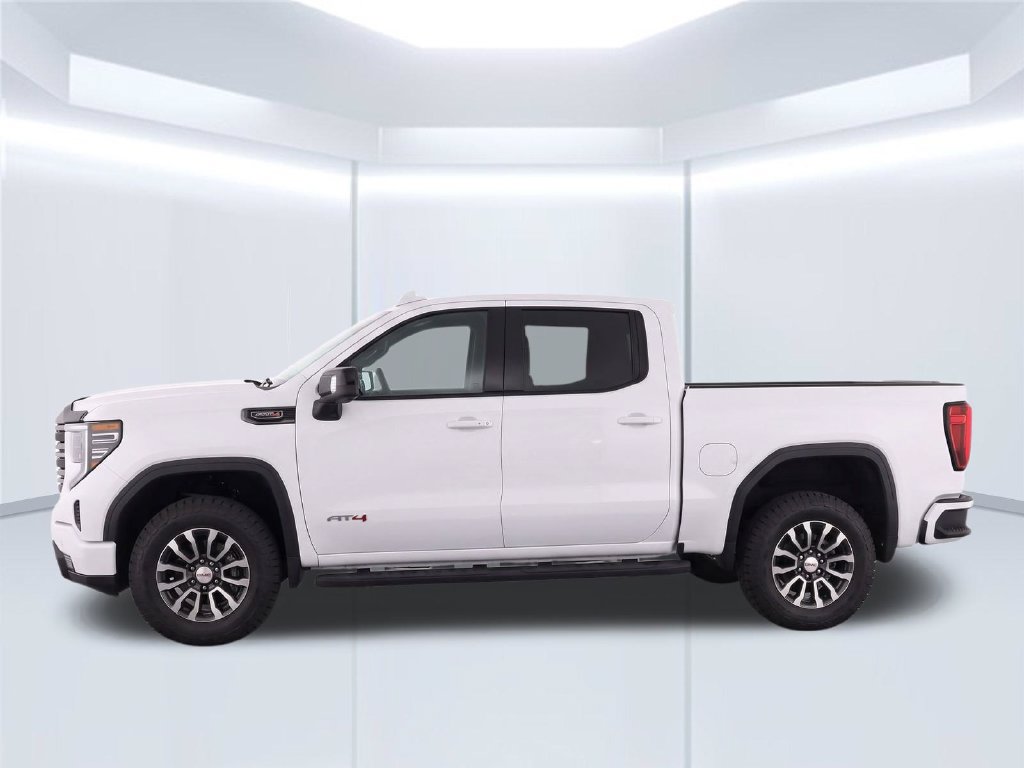 Used 2023 GMC Sierra 1500 AT4 w/ AT4 Premium Package AWD/4WD image 10