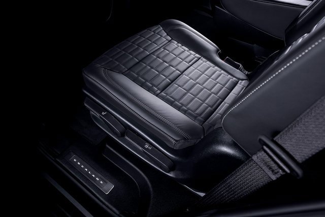 Used 2025 Cadillac Escalade V image 47