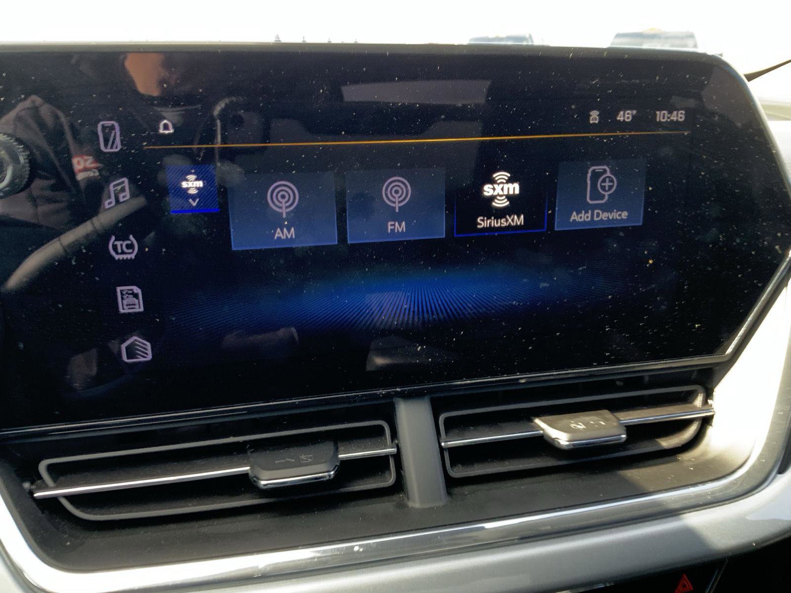 Used 2025 Chevrolet Trax LT FWD image 32