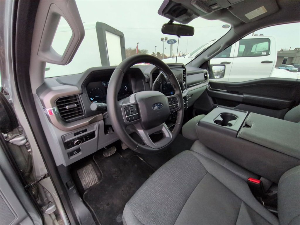 Used 2025 Ford F150 XLT w/ Equipment Group 301A Standard image 10
