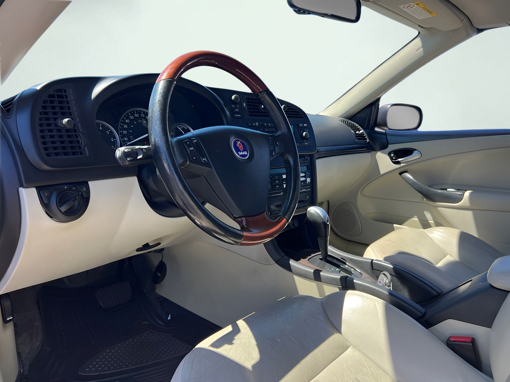 Used 2005 Saab 9-3 Arc FWD image 25