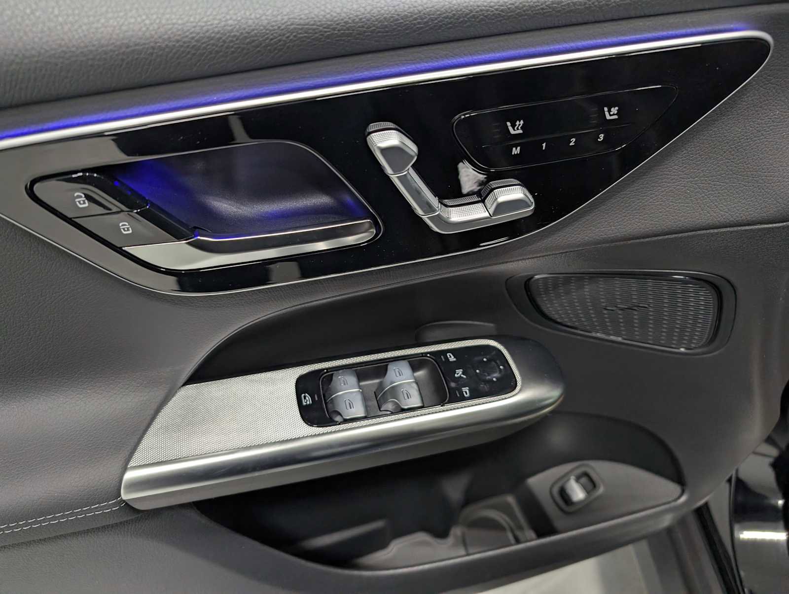 New 2026 Mercedes-Benz GLC 300 4MATIC image 32