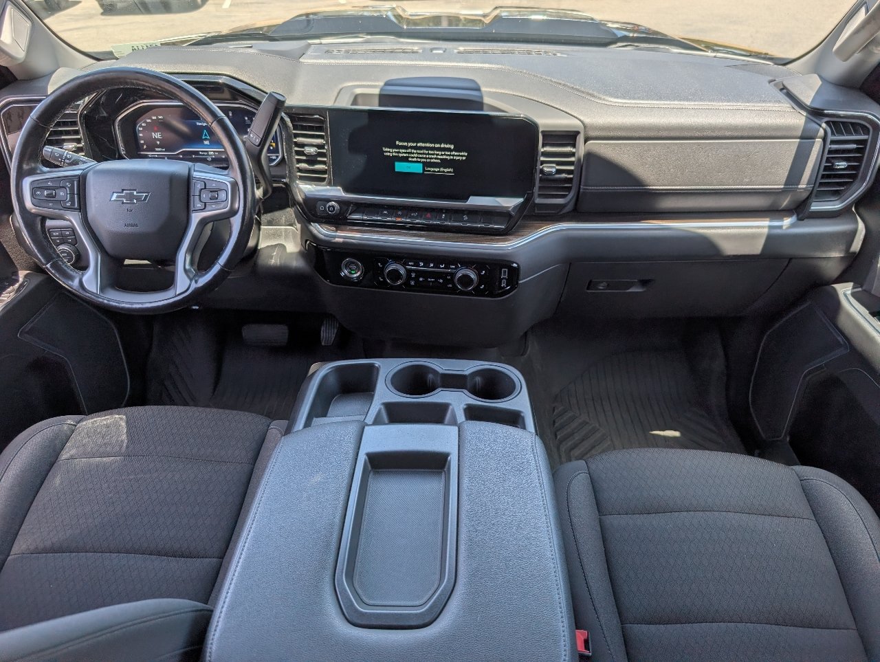 Used 2022 Chevrolet Silverado 1500 LT Trail Boss AWD/4WD image 4