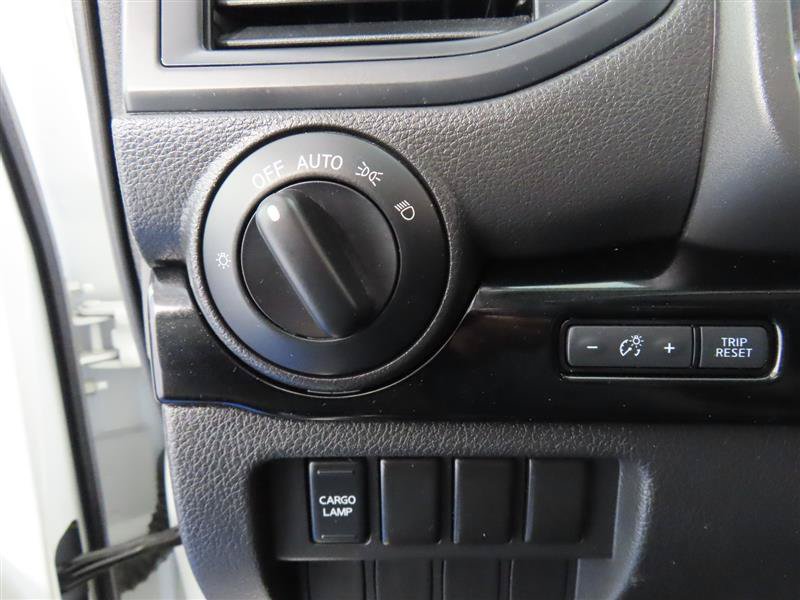 Used 2022 Nissan Titan SV RWD image 17