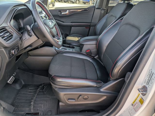Used 2023 Ford Escape ST-Line image 14