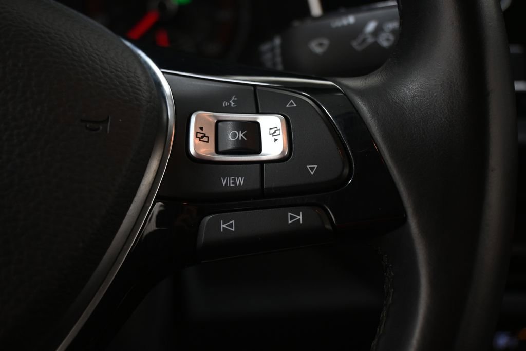 Used 2019 Volkswagen Jetta R-Line image 24