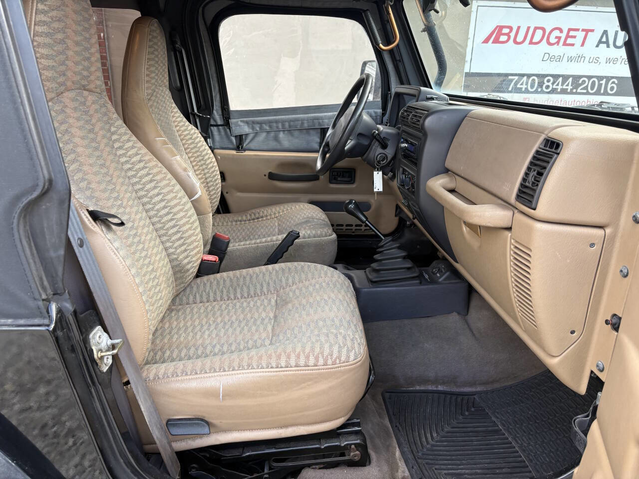 Used 2000 Jeep Wrangler SE image 23