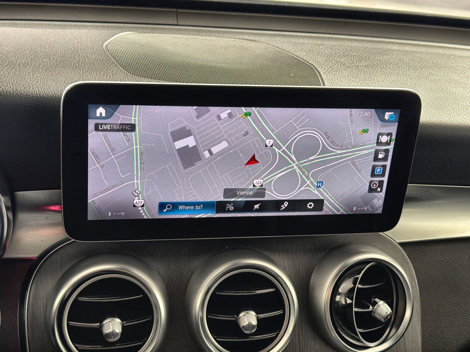 Used 2020 Mercedes-Benz GLC 300 GLC 300 image 20