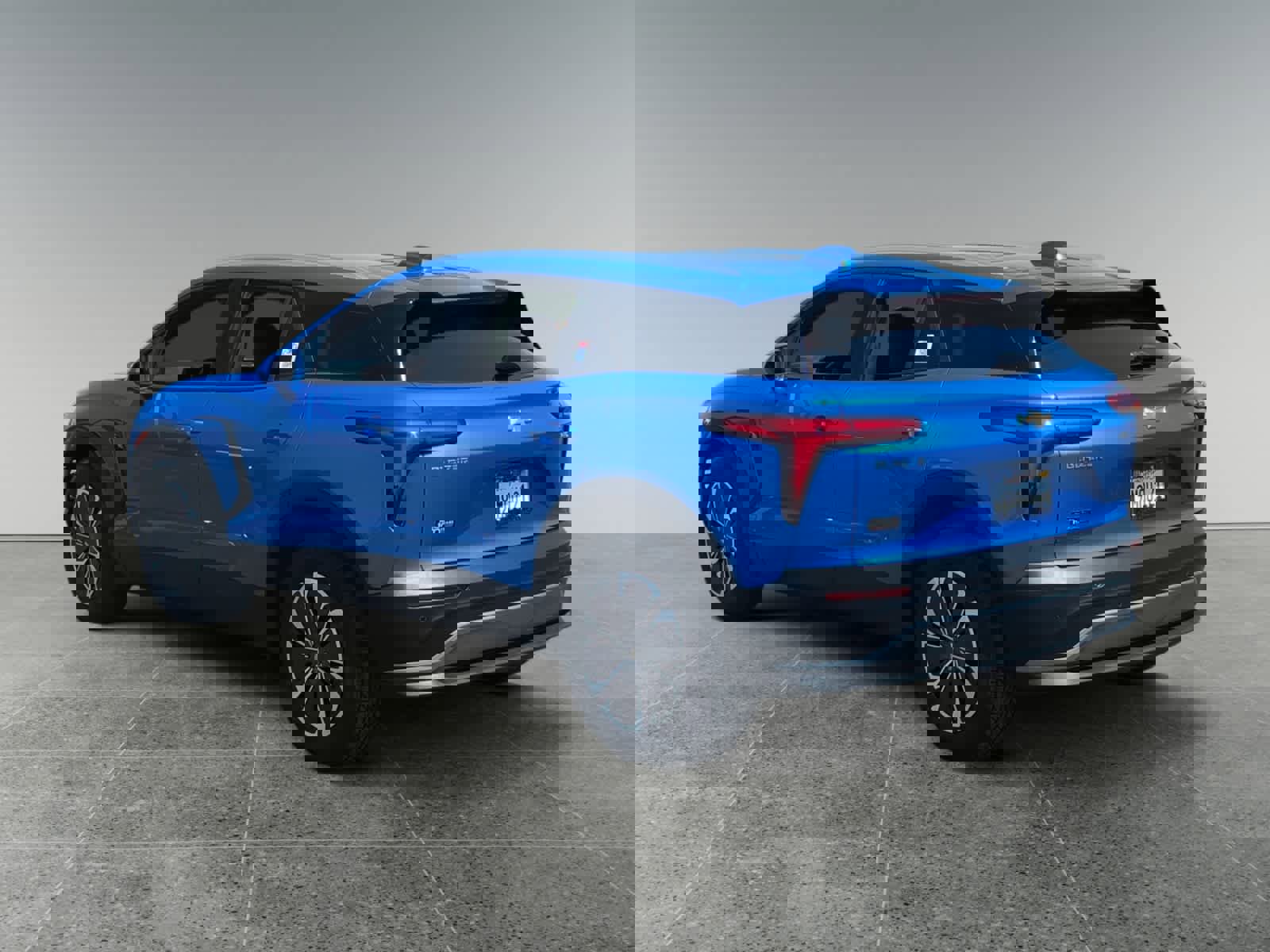 Used 2024 Chevrolet Blazer EV LT image 3