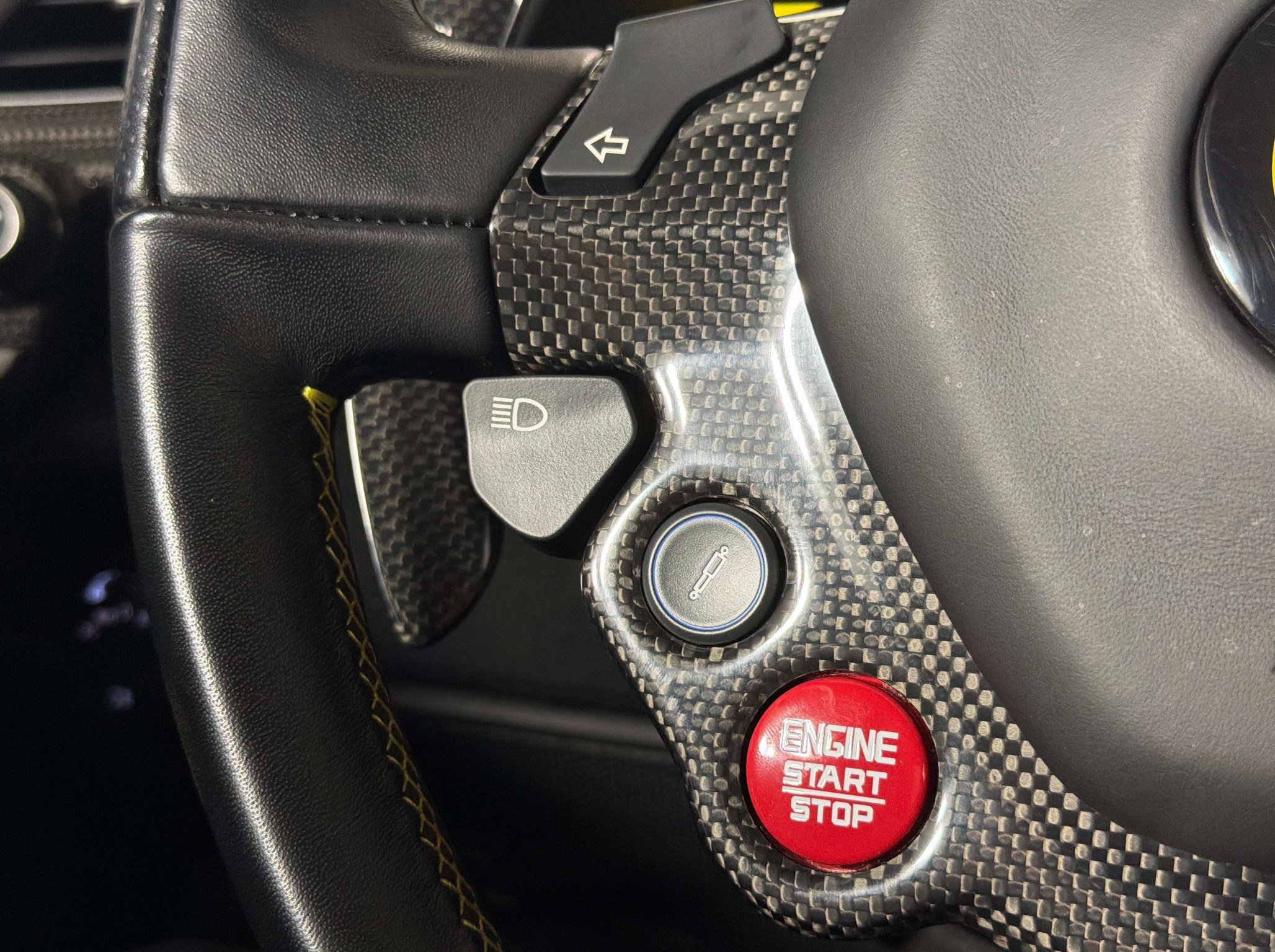Used 2020 Ferrari 488 Pista Coupe RWD image 38