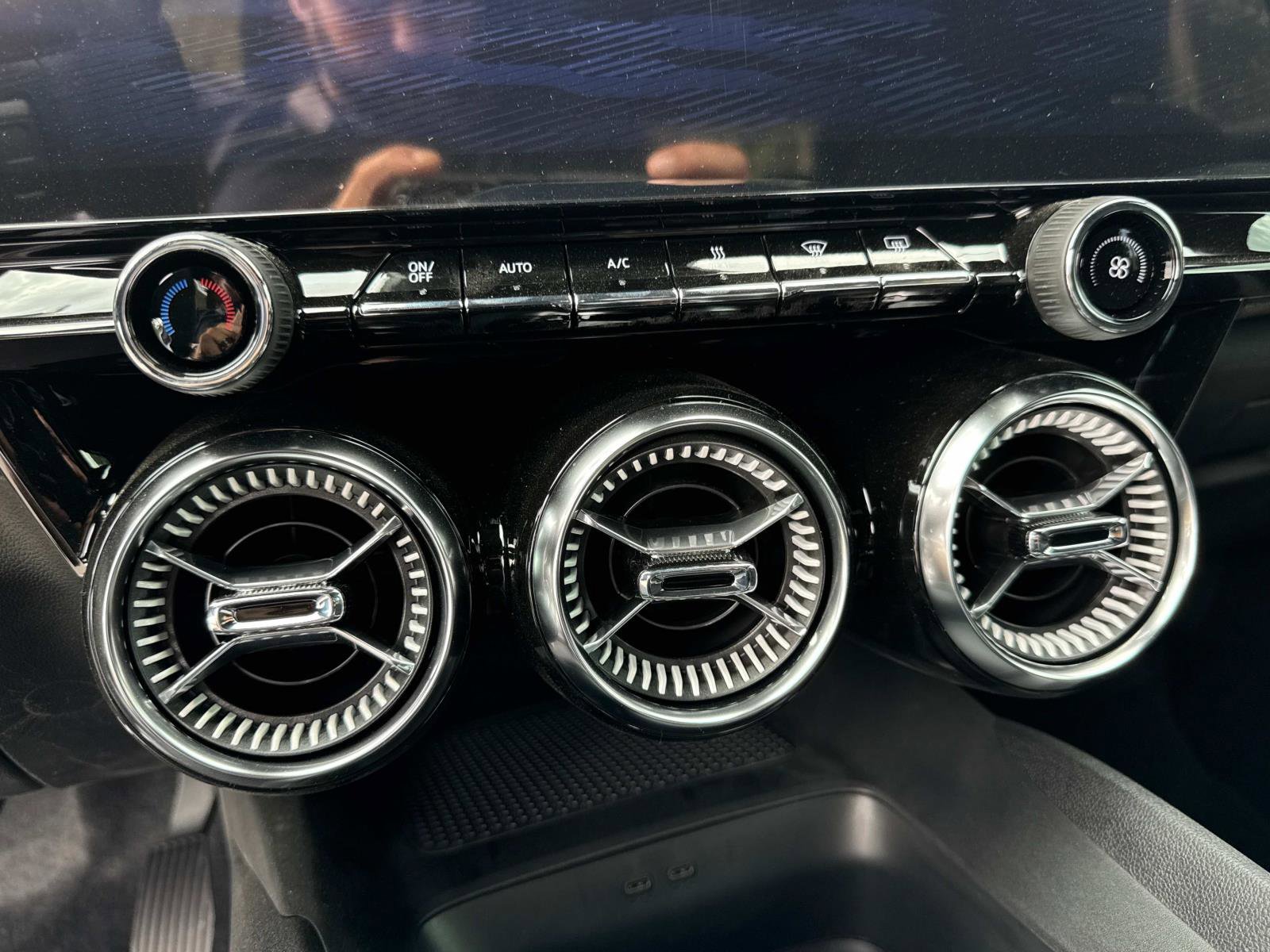 New 2025 Chevrolet Blazer EV LT image 26