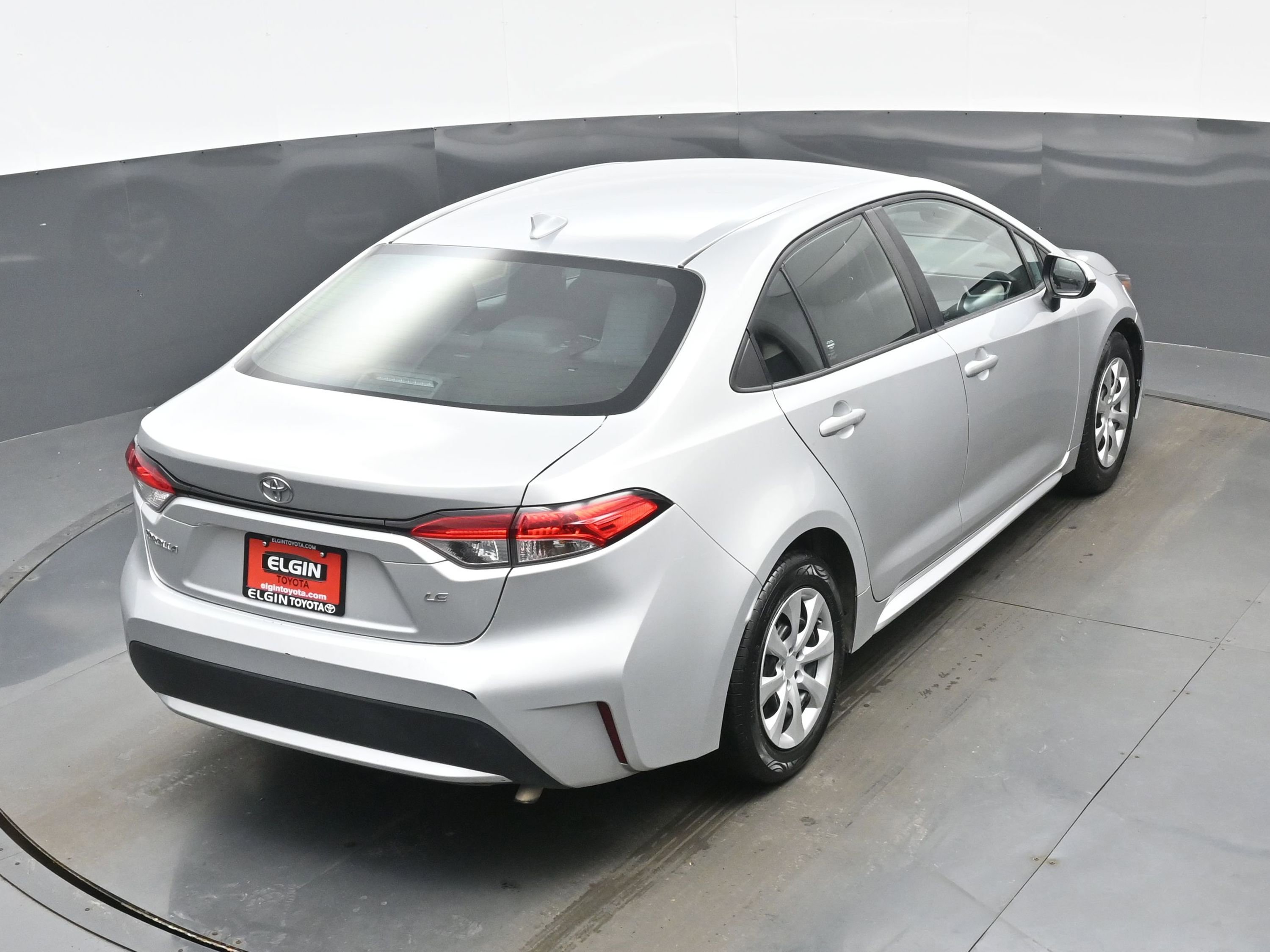 Used 2022 Toyota Corolla LE image 36