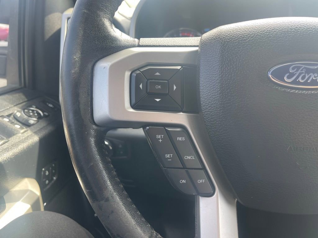 Used 2017 Ford F250 Lariat w/ Chrome Package image 33