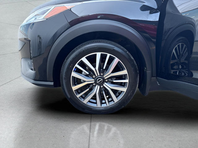Certified 2024 Nissan Kicks SV FWD image 39