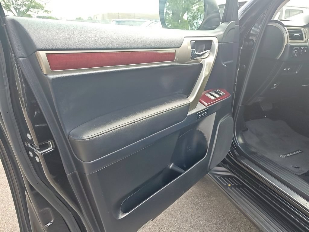 Used 2019 Lexus GX 460 Premium AWD/4WD image 11