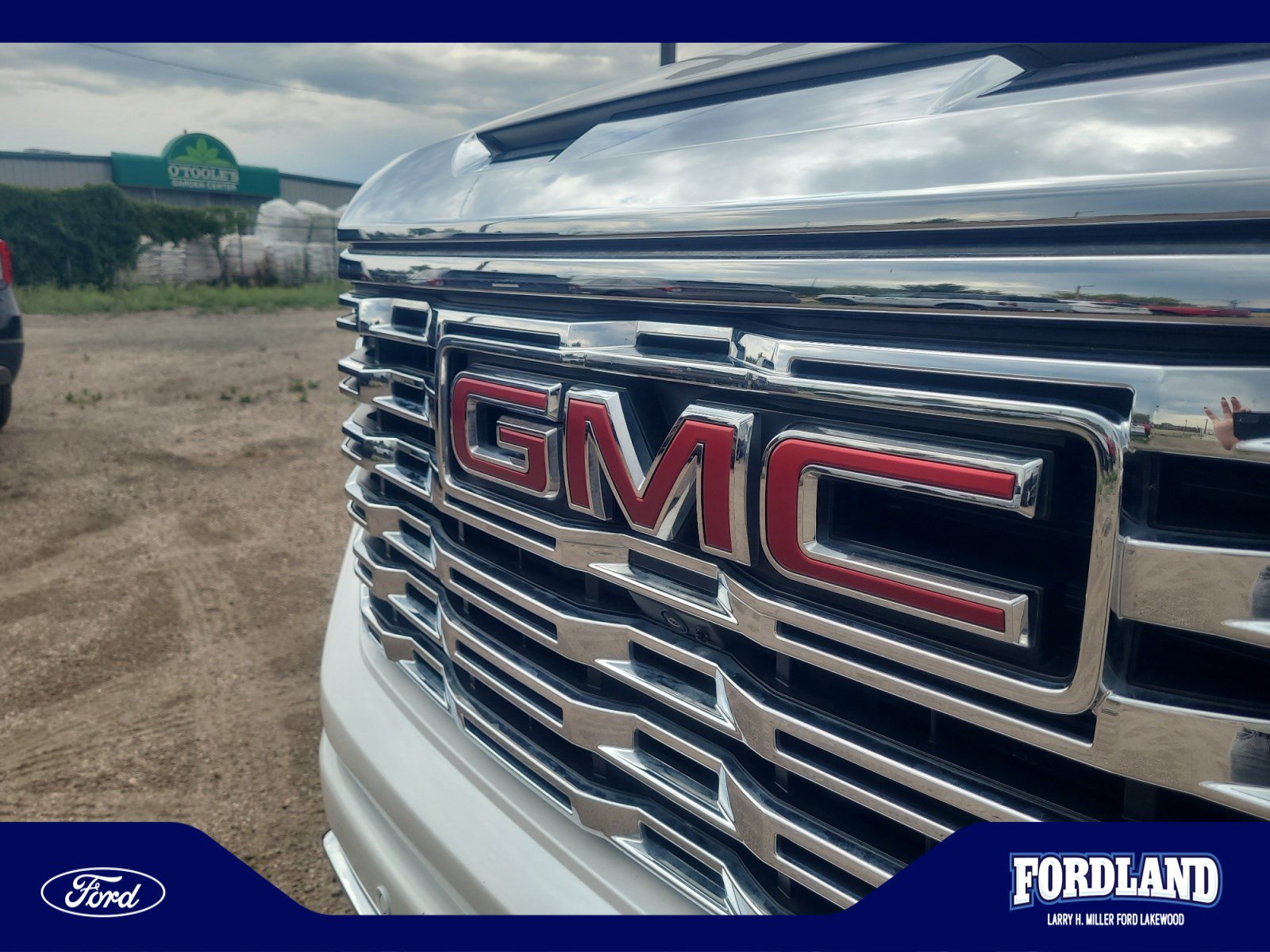 Used 2024 GMC Sierra 1500 Denali w/ Denali Reserve Package AWD/4WD image 23