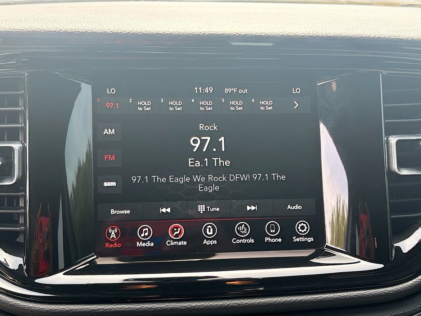 Used 2023 Dodge Durango SXT RWD image 14