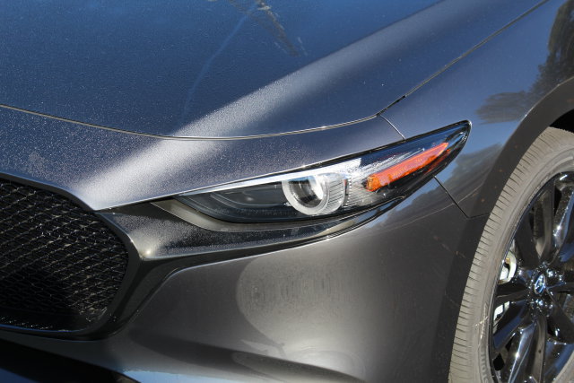 New 2026 MAZDA MAZDA3 2.5 S Hatchback w/ Premium Pkg FWD image 10