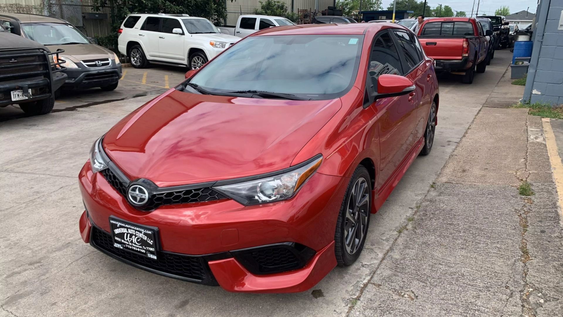 Used 2016 Scion iM image 3