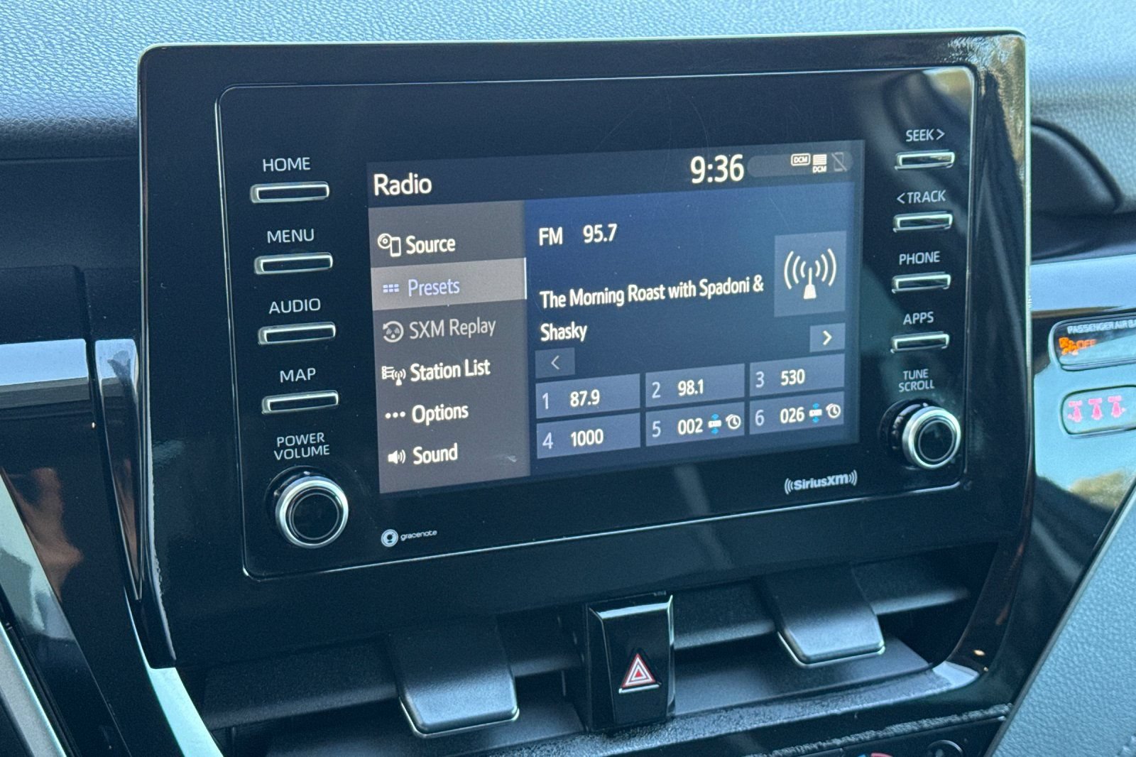 Certified 2023 Toyota Camry SE FWD image 17