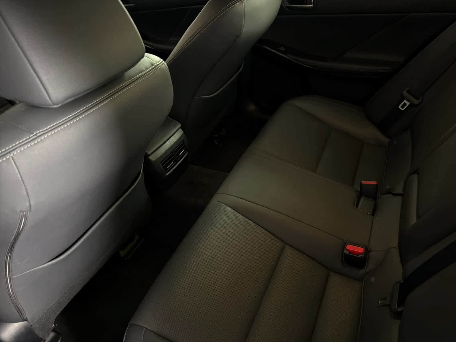 Certified 2024 Lexus IS 300 F Sport AWD/4WD image 4