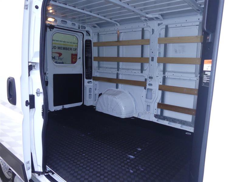 Used 2025 RAM ProMaster 2500 w/ U-Haul Equipment Group FWD image 24