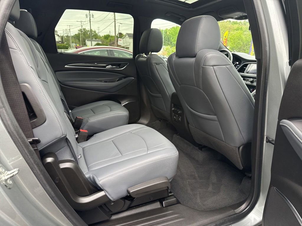 Used 2023 Buick Enclave Essence w/ Experience Buick Package AWD/4WD image 27