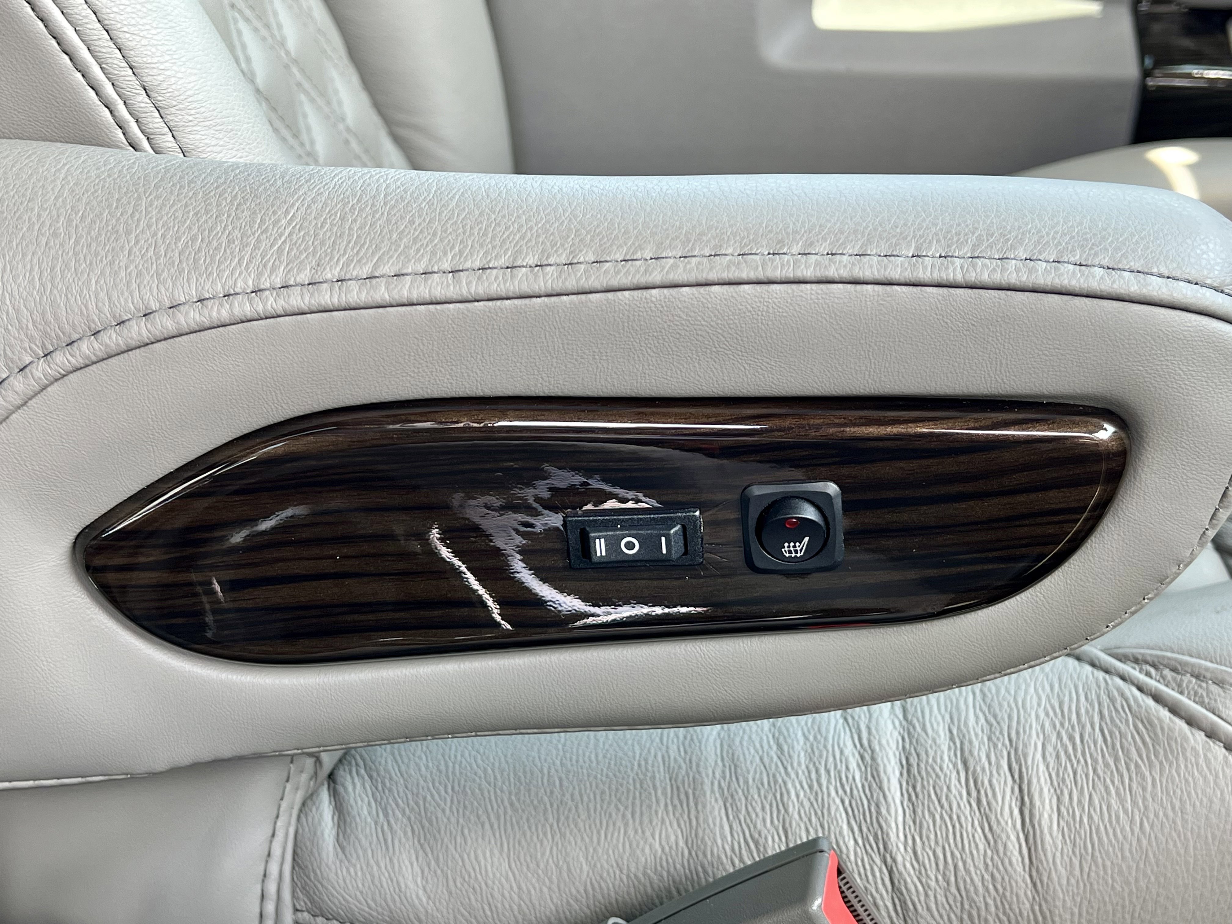 New 2025 GMC Savana 2500 w/ Driver Convenience Package image 10