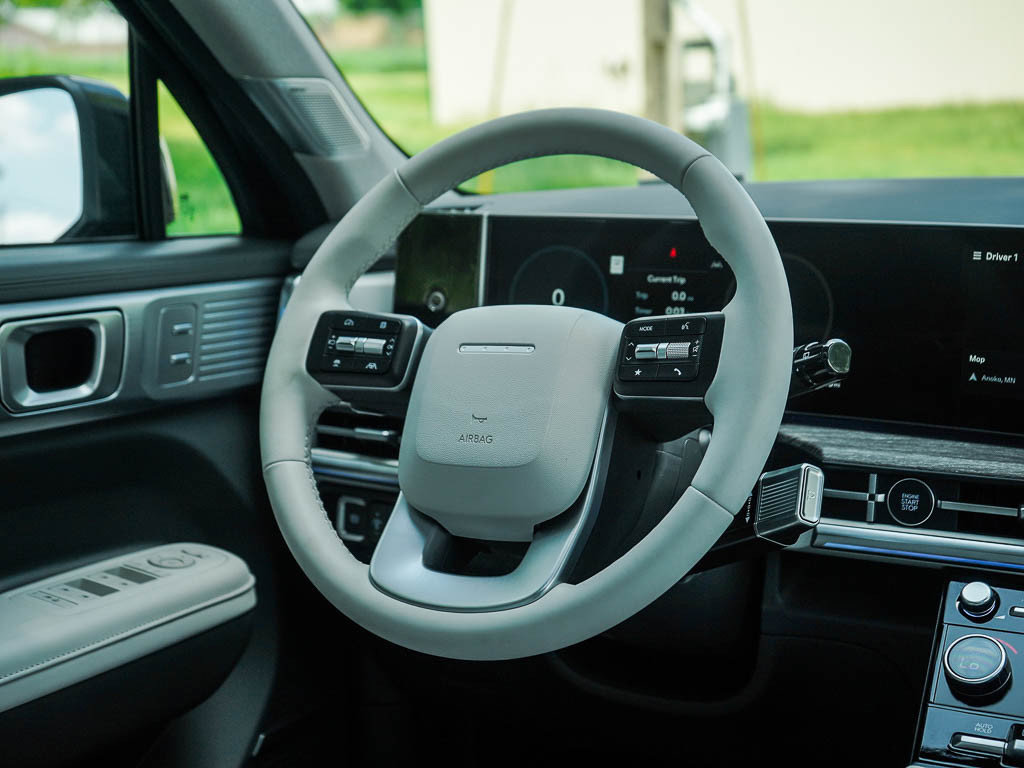 New 2026 Hyundai Santa Fe Limited AWD/4WD image 17