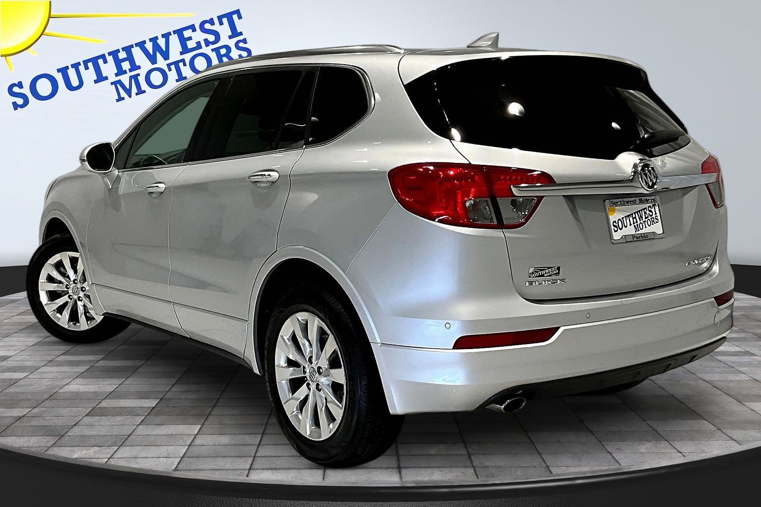Used 2017 Buick Envision Essence image 4