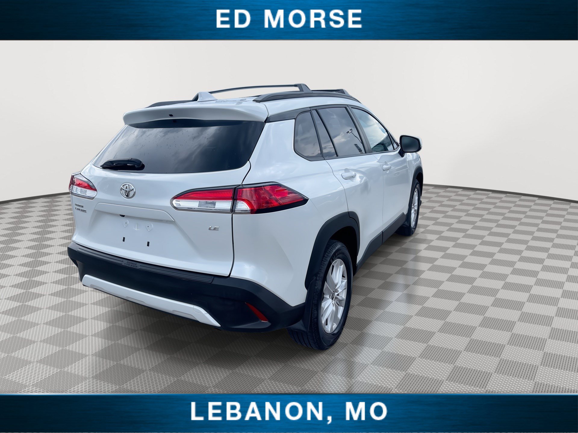 Used 2024 Toyota Corolla Cross LE w/ Moonroof Package FWD image 8