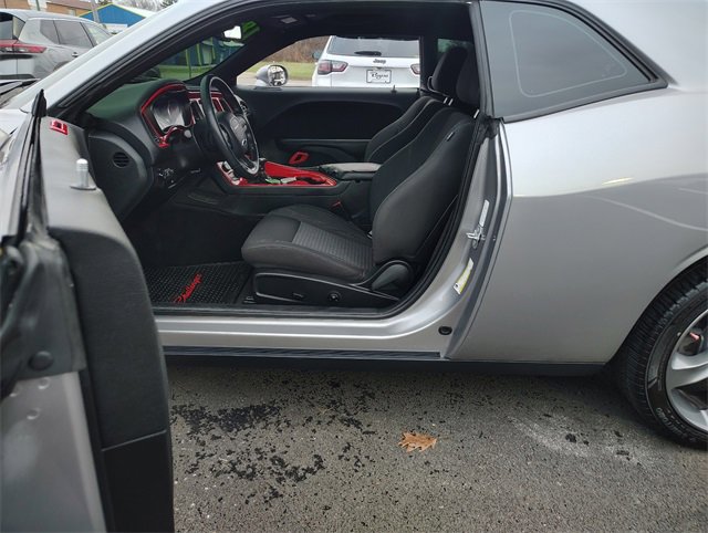 Used 2018 Dodge Challenger R/T w/ Sound Group image 2