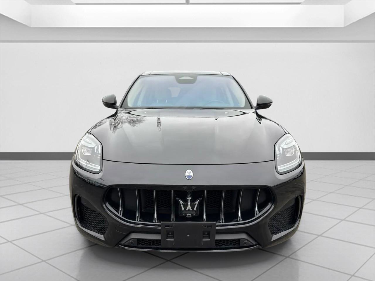 Used 2023 Maserati Grecale GT image 7