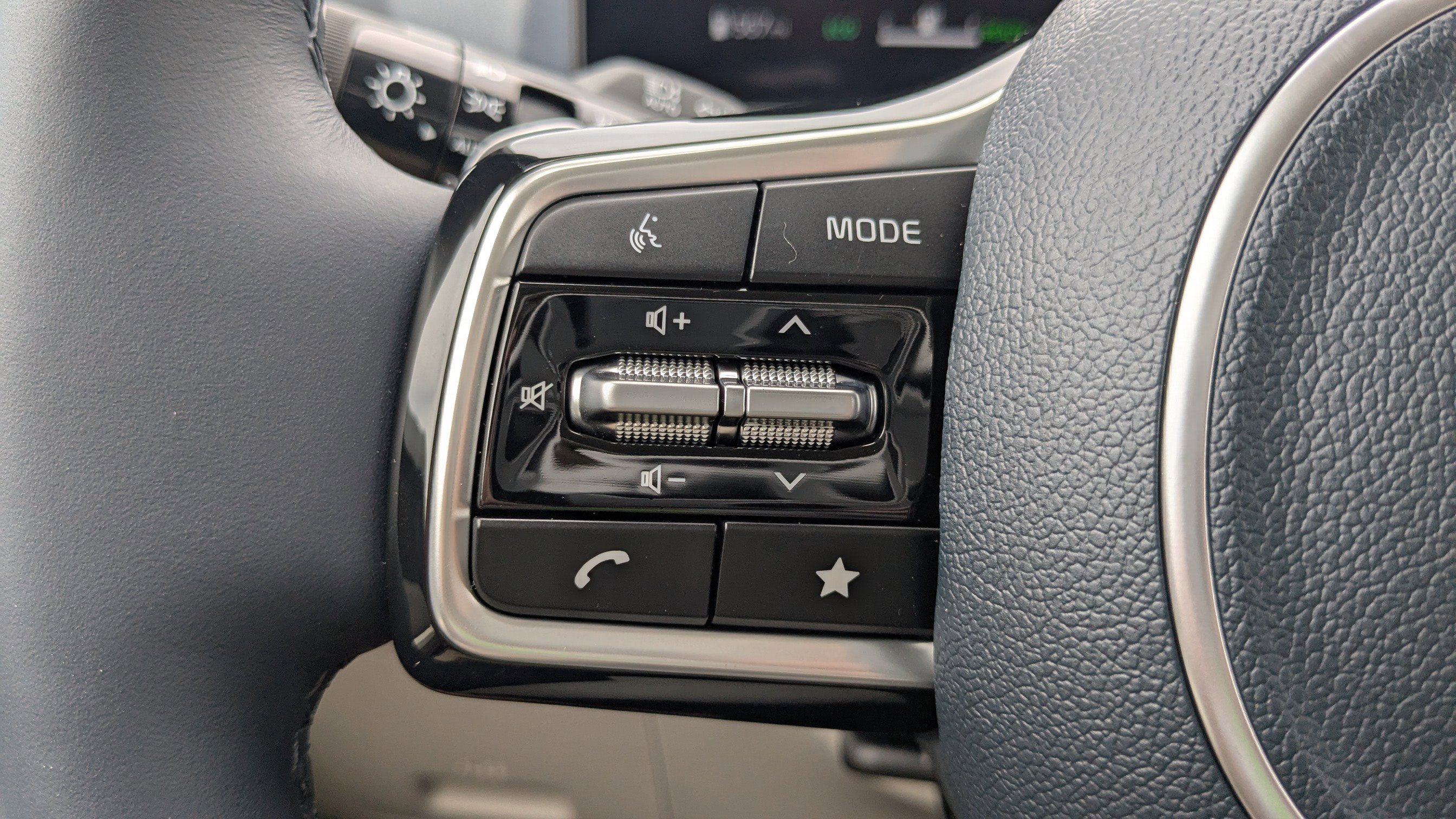 New 2026 Kia Carnival SX Prestige image 32
