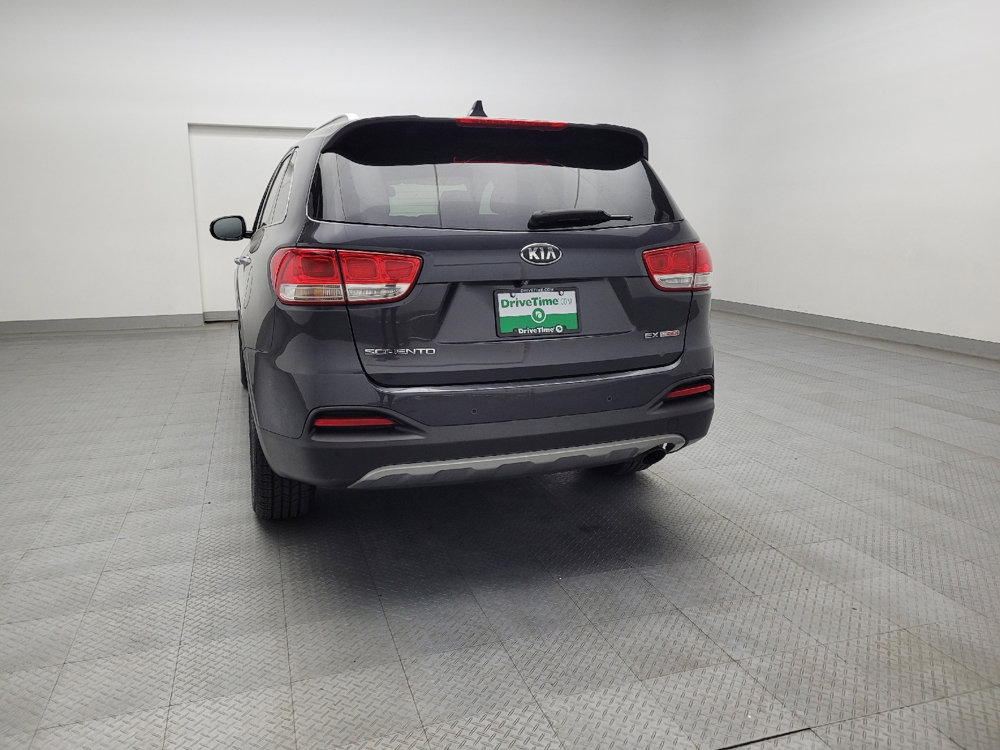 Used 2016 Kia Sorento EX image 6