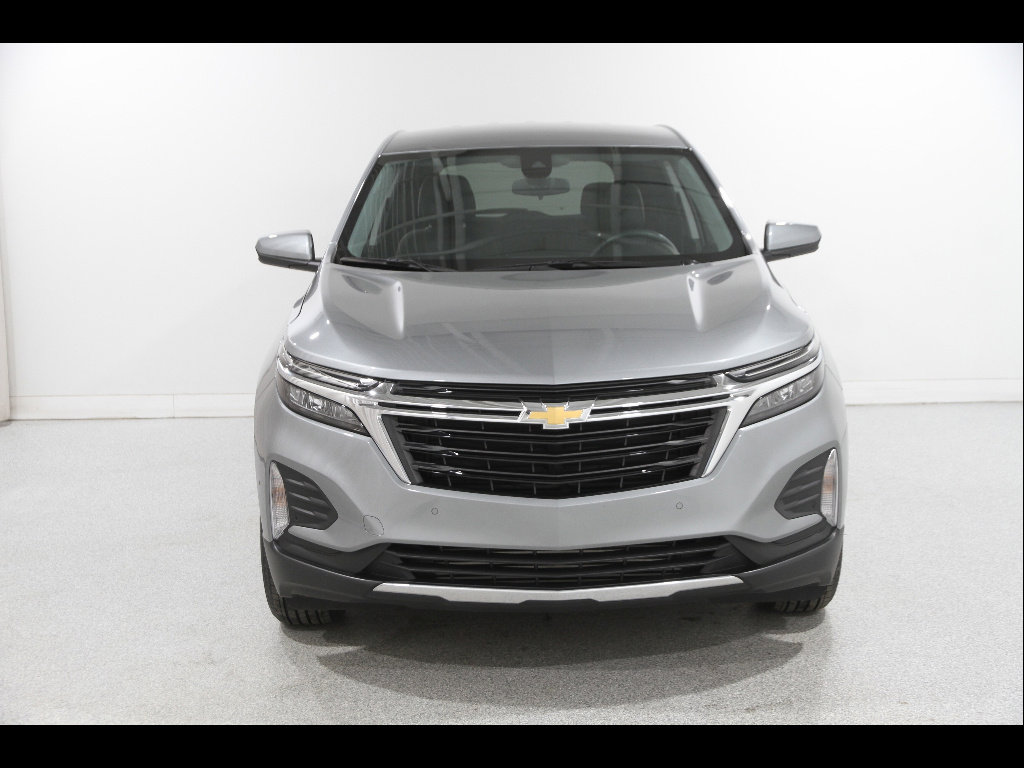 Used 2023 Chevrolet Equinox LT image 2