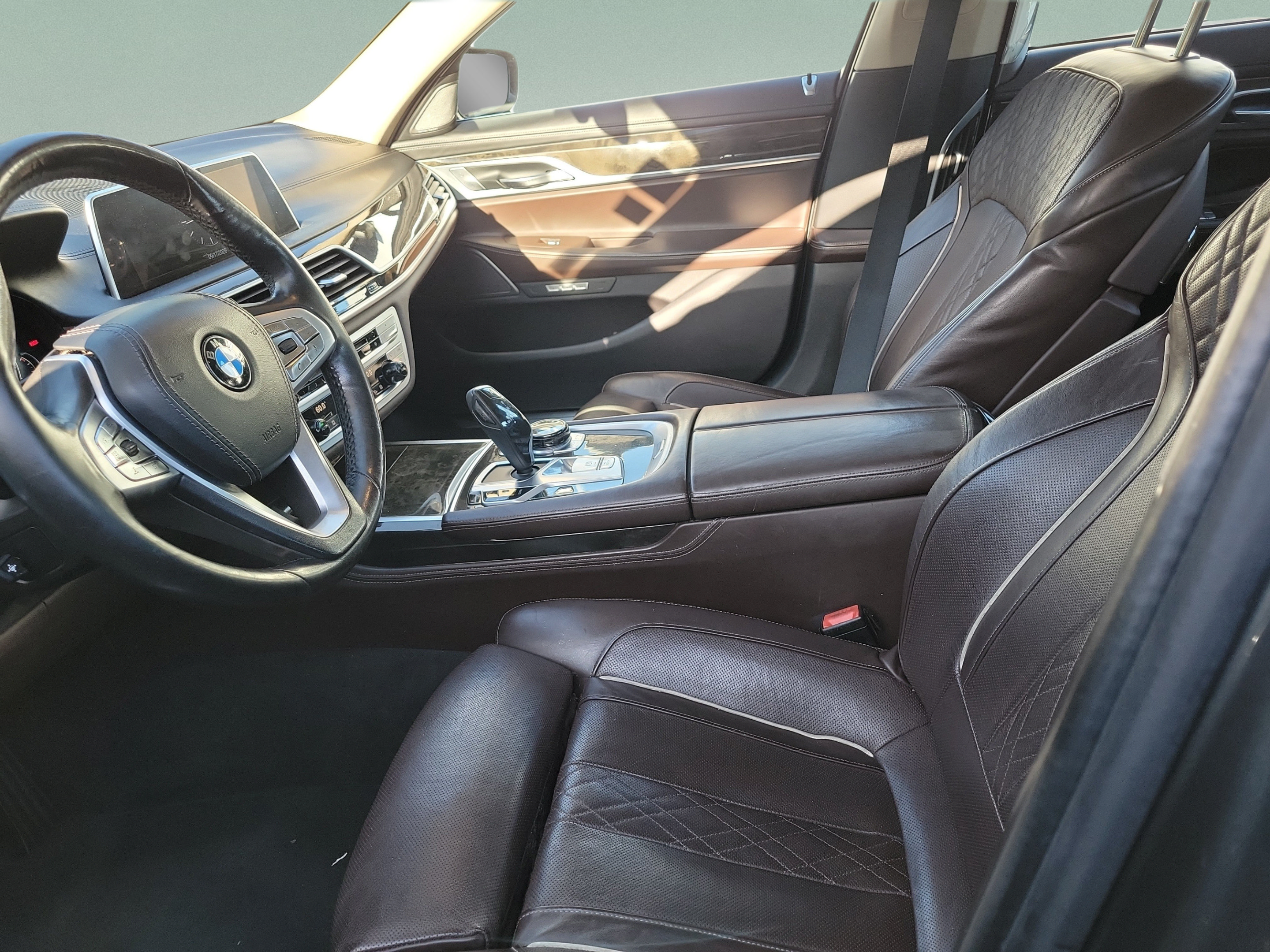 Used 2016 BMW 740i RWD image 15