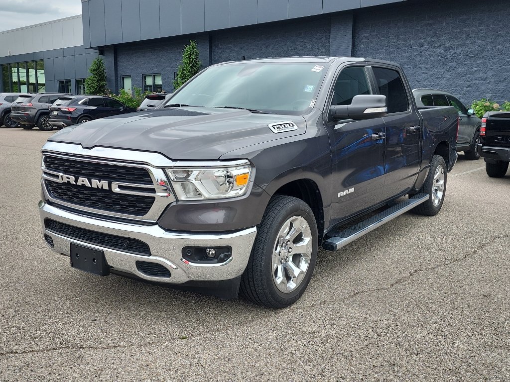 Used 2022 RAM 1500 Big Horn AWD/4WD image 3