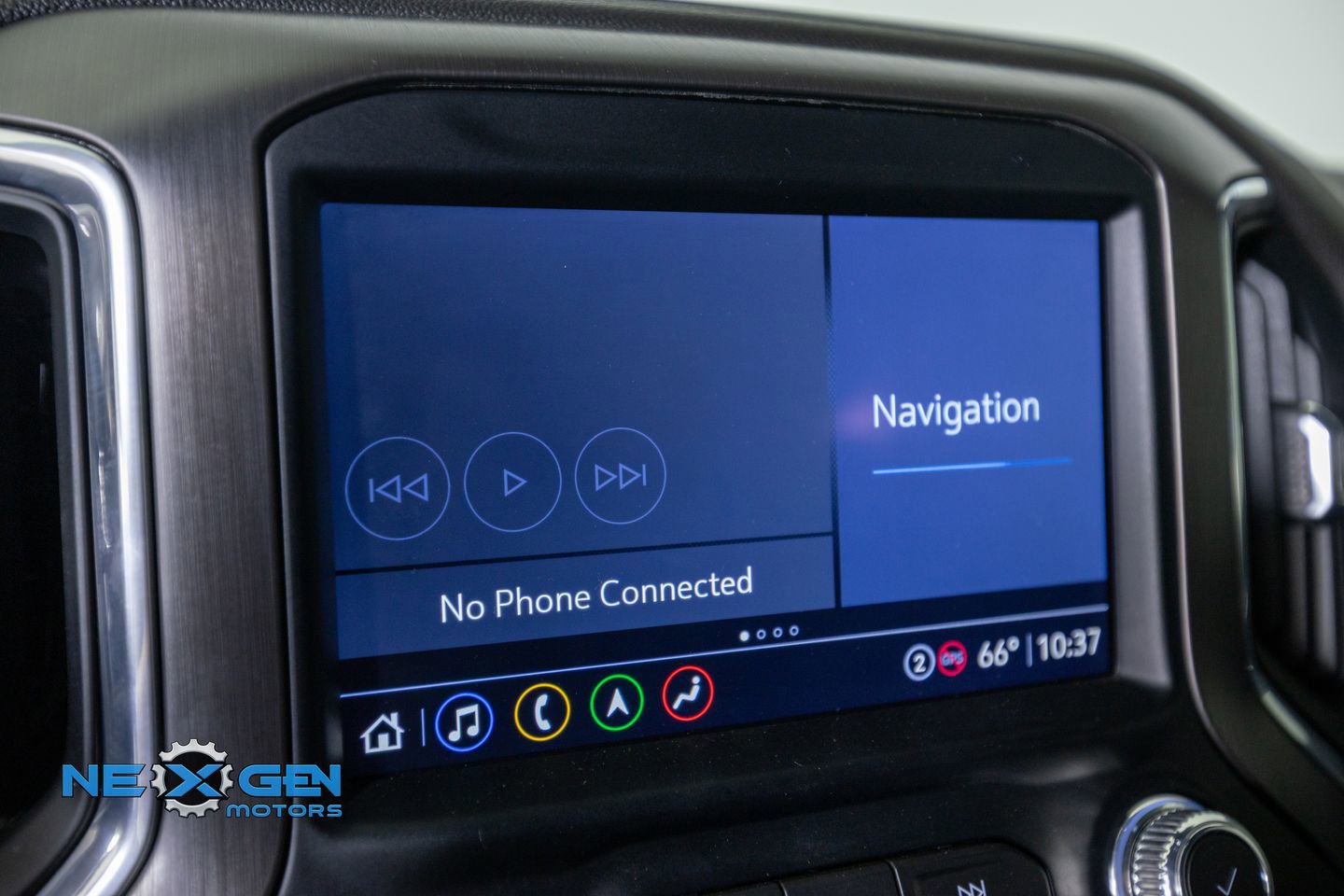 Used 2023 GMC Sierra 2500 AT4 w/ AT4 Preferred Package AWD/4WD image 17