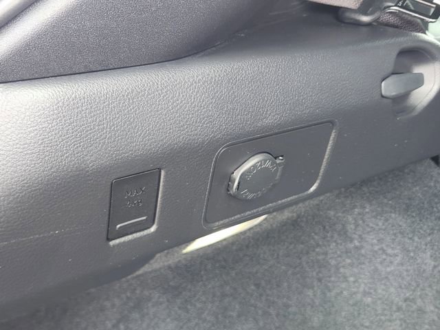 Certified 2021 Lexus UX 200 w/ Premium Package image 36