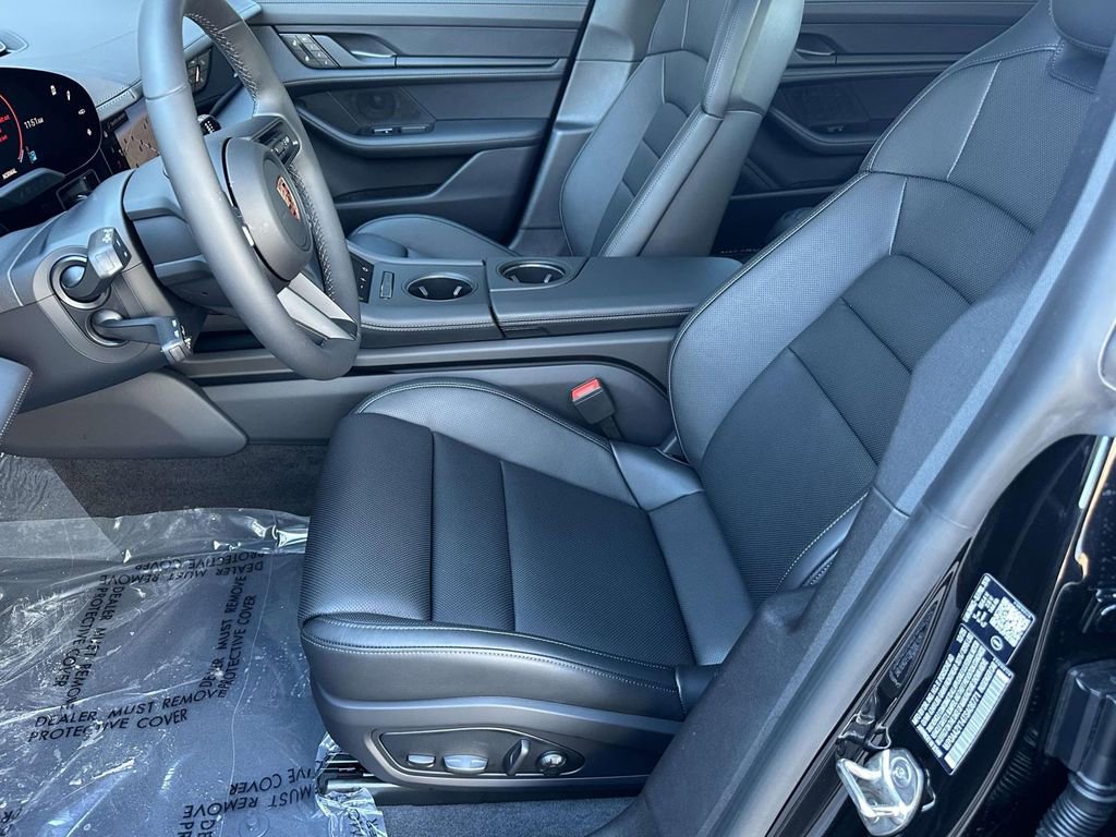 New 2026 Porsche Taycan image 5