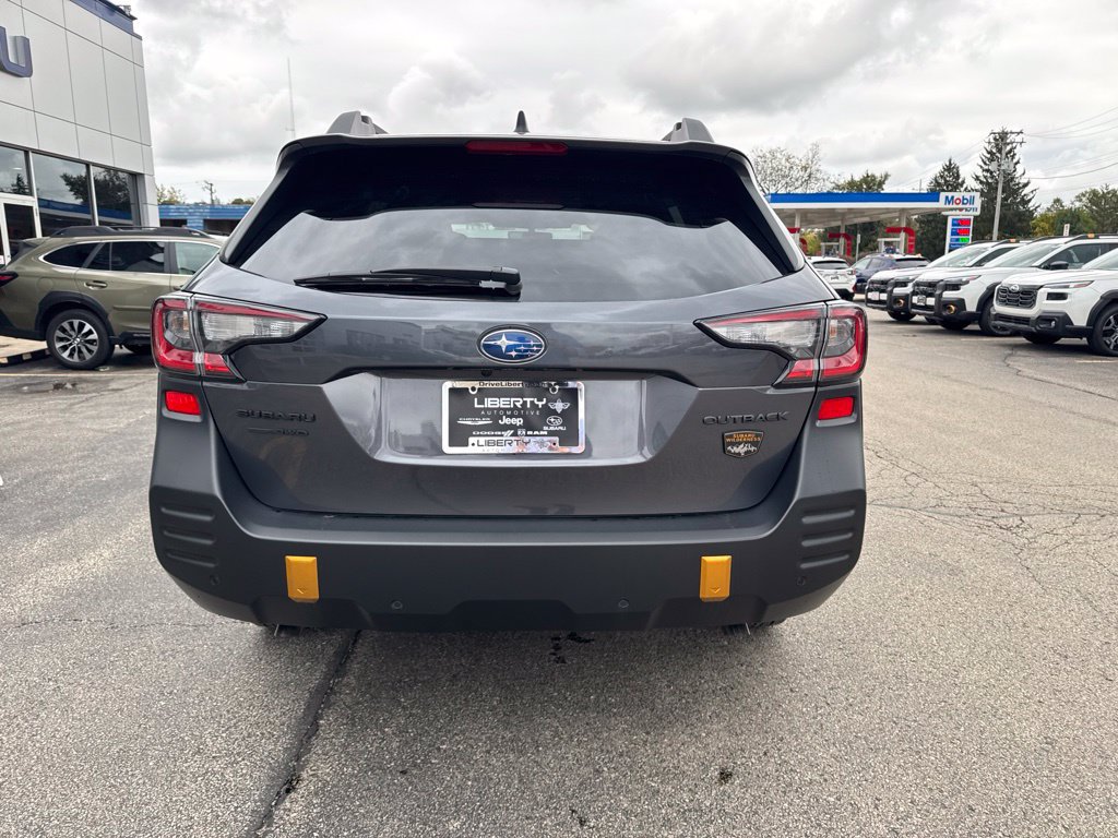 Certified 2025 Subaru Outback Wilderness AWD/4WD image 4