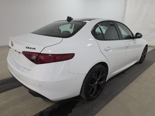 Used 2019 Alfa Romeo Giulia Ti w/ Nero Edizione RWD image 3