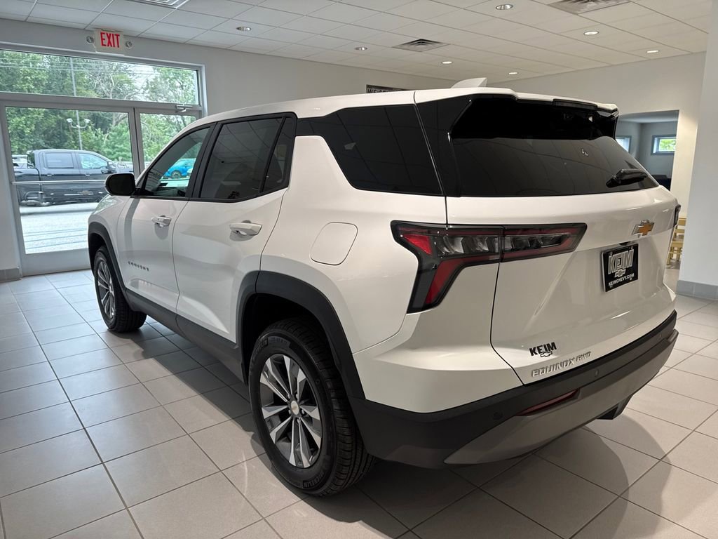 New 2026 Chevrolet Equinox LT w/ Convenience Package II image 4